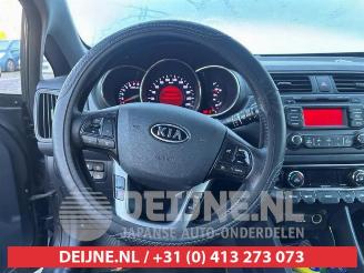 Kia Rio Rio III (UB), Hatchback, 2011 / 2017 1.2 CVVT 16V picture 12