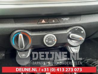 Kia Rio Rio IV (YB), Hatchback, 2017 1.0i T-GDi 100 12V picture 14