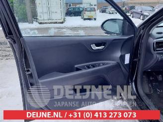 Kia Rio Rio IV (YB), Hatchback, 2017 1.0i T-GDi 100 12V picture 15