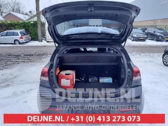 Kia Rio Rio IV (YB), Hatchback, 2017 1.0i T-GDi 100 12V picture 22