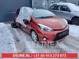 Démontage voiture Toyota Yaris Yaris III (P13), Hatchback, 2010 / 2020 1.5 16V Hybrid 2013/5