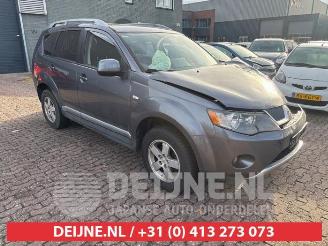 Sloopauto Mitsubishi Outlander Outlander (CW), SUV, 2006 / 2012 2.4 16V Mivec 4x2 2010/1