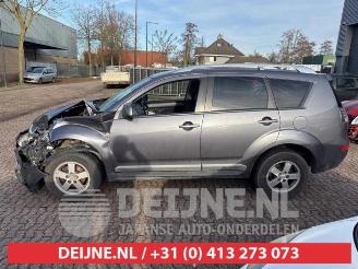 Mitsubishi Outlander Outlander (CW), SUV, 2006 / 2012 2.4 16V Mivec 4x2 picture 4