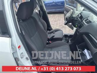 Suzuki Swift Swift (ZA/ZC/ZD), Hatchback, 2010 / 2017 1.2 16V picture 21