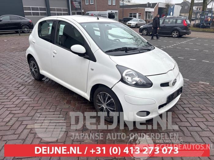 Toyota Aygo Aygo (B10), Hatchback, 2005 / 2014 1.0 12V VVT-i