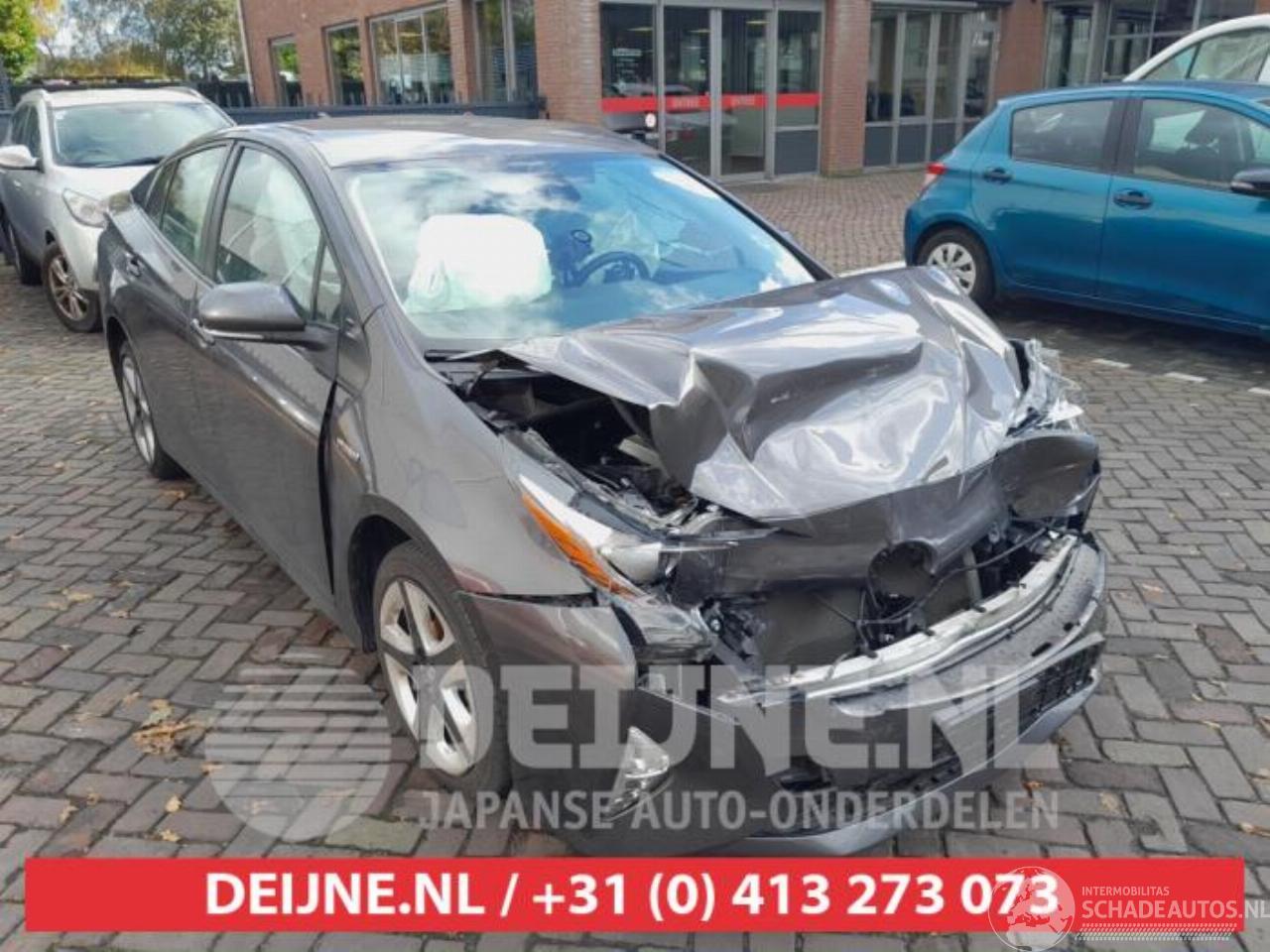Toyota Prius Prius (ZVW5), Hatchback, 2015 / 2022 1.8 16V Hybrid