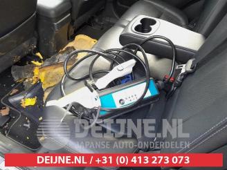 Mitsubishi Outlander Outlander (GF/GG), SUV, 2012 / 2022 2.0 16V PHEV 4x4 picture 18