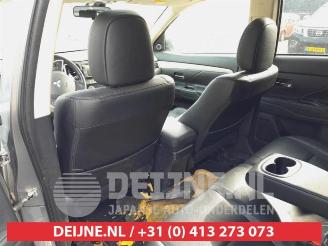 Mitsubishi Outlander Outlander (GF/GG), SUV, 2012 / 2022 2.0 16V PHEV 4x4 picture 17