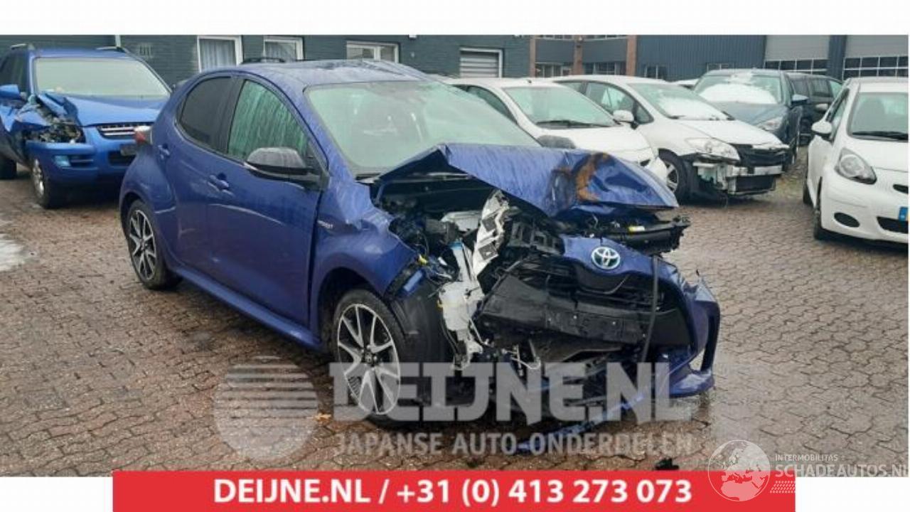 Toyota Yaris Yaris IV (P21/PA1/PH1), Hatchback, 2020 1.5 12V Hybrid 115