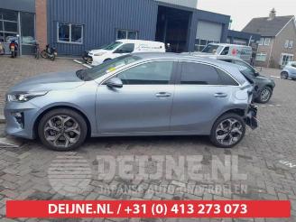 Kia Cee d Ceed (CDB5/CDBB), Hatchback 5-drs, 2018 1.0i T-GDi 12V picture 4