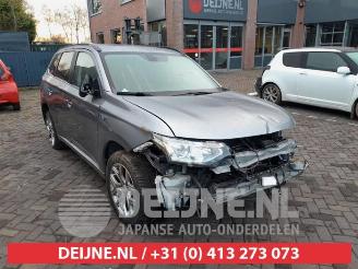 Purkuautot passenger cars Mitsubishi Outlander Outlander (GF/GG), SUV, 2012 / 2022 2.0 16V PHEV 4x4 2013/12