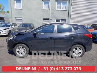 Hyundai Ix35 iX35 (LM), SUV, 2009 / 2015 2.0 16V picture 4