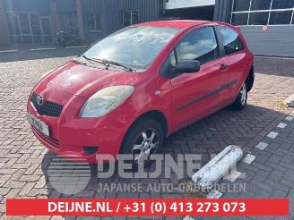Toyota Yaris Yaris II (P9), Hatchback, 2005 / 2014 1.0 12V VVT-i picture 3