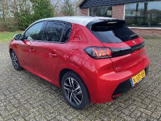 Peugeot 208 1.2 puretech Allure picture 3