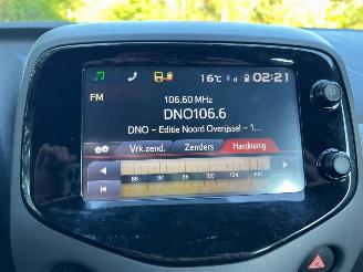 Toyota Aygo X-Play ** GEEN SCHADE** picture 14