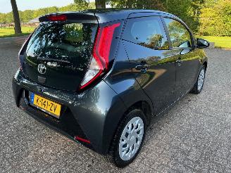 Toyota Aygo X-Play ** GEEN SCHADE** picture 3