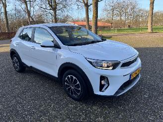 Schadeauto Kia Stonic MHEV Comfortline 2022/1
