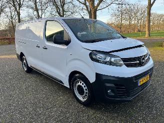damaged commercial vehicles Opel Vivaro 2.0 145 L3 2024/4