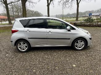 Toyota Verso S 1.3 Dynamic Automaat picture 2