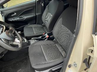 Nissan Micra 1.0 IG-T Acenta picture 7