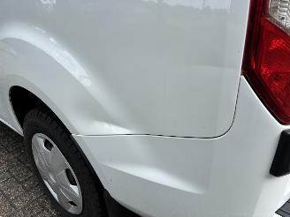 Ford Transit Custom 320 96kw 9 persoons picture 4