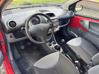 Peugeot 107 XR picture 14