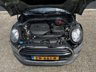 Mini Cooper 1.5i NAVI / CRUISE / PDC picture 17