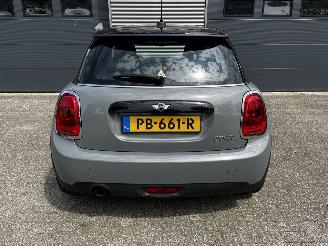 Mini Cooper 1.5i NAVI / CRUISE / PDC picture 15