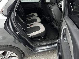 Citroën C4-picasso 1.2 Puretech NAVI / CRUISE / CAMERA / PDC picture 12