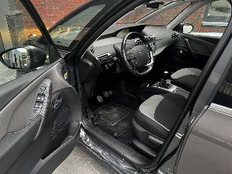 Citroën C4-picasso 1.2 Puretech NAVI / CRUISE / CAMERA / PDC picture 9