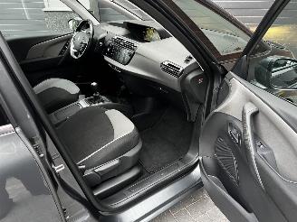 Citroën C4-picasso 1.2 Puretech NAVI / CRUISE / CAMERA / PDC picture 13