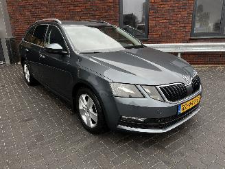 Skoda Octavia 1.0 TSI STATION NAVI / CRUISE / PDC picture 3