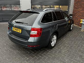 Skoda Octavia 1.0 TSI STATION NAVI / CRUISE / PDC picture 19