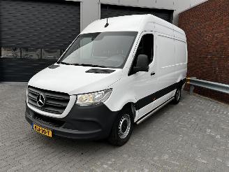 danneggiata veicoli commerciali Mercedes Sprinter 317 CDI L2 - H2 AUTOMAAT / NAVI / CRUISE 2021/2