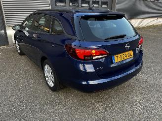 Opel Astra Sports Tourer 1.2i NAVI / CRUISE / CAMERA / XENON picture 10