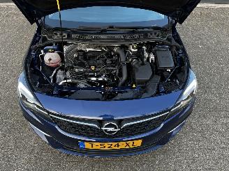 Opel Astra Sports Tourer 1.2i NAVI / CRUISE / CAMERA / XENON picture 9