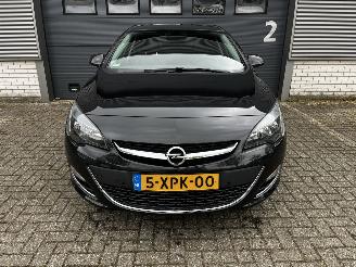 Opel Astra 1.4 TURBO / SPORT / LEER / NAVI / CRUISE / PDC picture 2