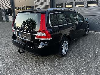 Volvo V-70 2.0 T4 AUTOMAAT / LEER / NAVI SCHUIFDAK / 85000KM picture 22