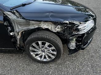 Volvo V-70 2.0 T4 AUTOMAAT / LEER / NAVI SCHUIFDAK / 85000KM picture 4