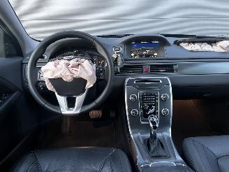 Volvo V-70 2.0 T4 AUTOMAAT / LEER / NAVI SCHUIFDAK / 85000KM picture 11