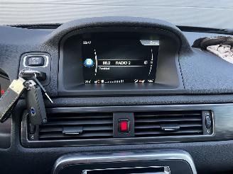Volvo V-70 2.0 T4 AUTOMAAT / LEER / NAVI SCHUIFDAK / 85000KM picture 13
