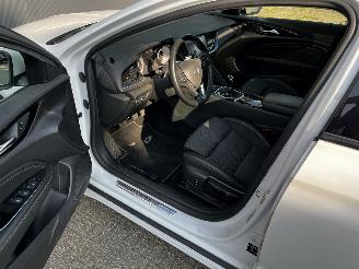 Opel Insignia SPORTS TOURER 1.5 TURBO / PANODAK / OPC LINE / EXPORT PRIJS picture 7