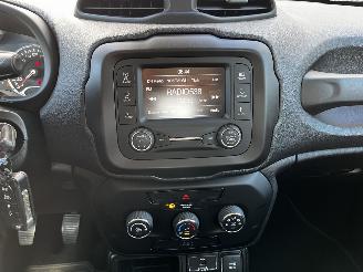 Jeep Renegade 1.6i SPORT picture 12