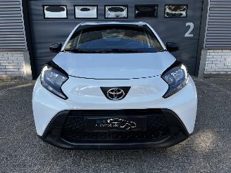 Toyota Aygo X 1.0 VVt-i CRUISE/ CAMERA / STOELVER / AIRCO picture 2