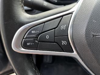 Renault Captur 1.0 Tce CLIMA / NAVI / CRUISE / PDC picture 16