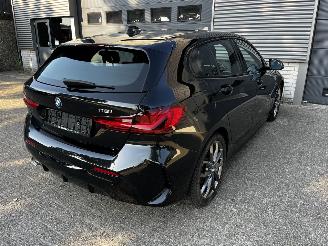 BMW 1-serie 118i M PAKKET AUTOMAAT / NAVI / CRUISE / CAMERA picture 28