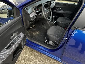 Dacia Sandero 1.0 TCE NAVI / CRUISE / CAMERA / BI-FEUL / PDC picture 5