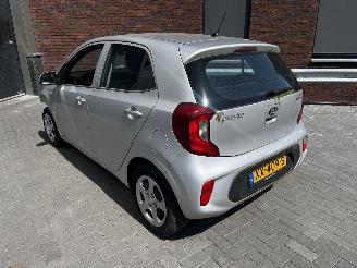 Kia Picanto 1.0 CVVT picture 3