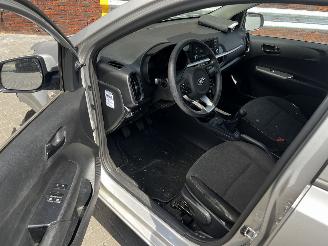 Kia Picanto 1.0 CVVT picture 8