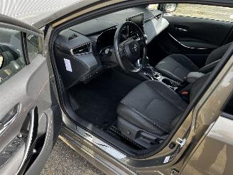 Toyota Corolla 1.8 Hybrid Executive PANODAK / LEER / AUTOMAAT picture 6